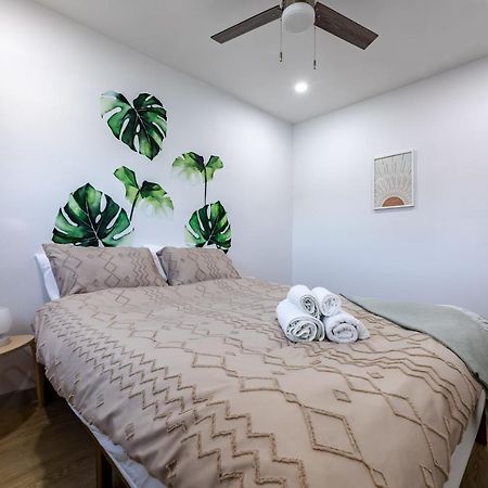 Vacation Home I Big Backyard I 5Min To Sofi Ингълуд Екстериор снимка